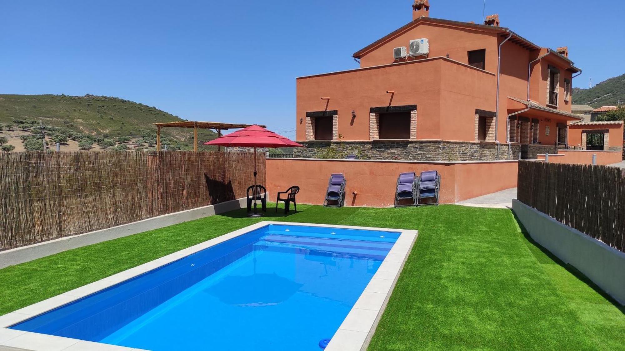 Casa Rural La Colmena Del Geoparque Navatrasierra Exterior foto